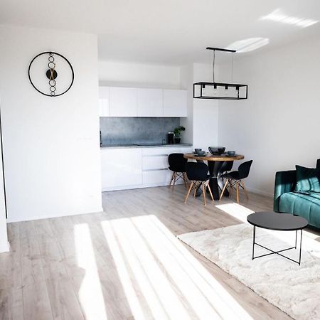 Downtown28 Apartment Попрад Экстерьер фото
