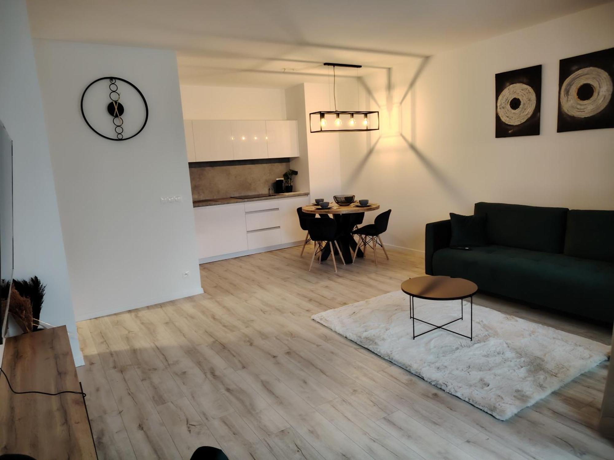 Downtown28 Apartment Попрад Экстерьер фото